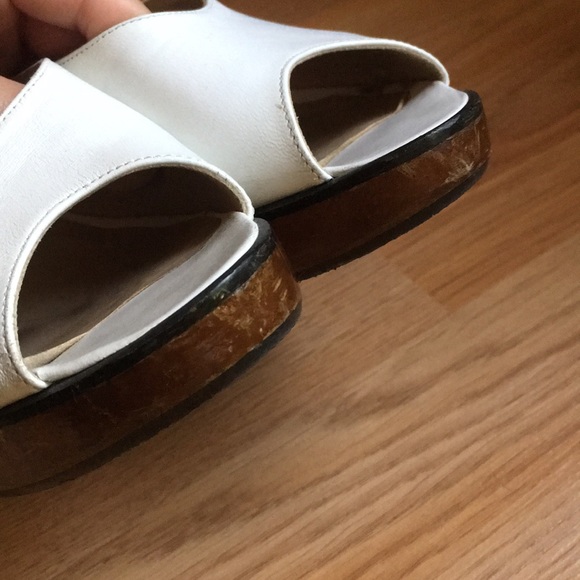 Salvatore Ferragamo white leather clog mules - Picture 6 of 6